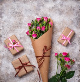 Wrap with Gift Packs